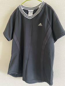 【adidasアディダス】スポーツウェア Tシャツ 半袖 ジュニア 140サイズ 黒 男女兼用