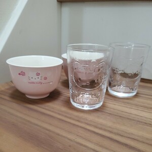 ハローキティ　HELLO KITTY　湯飲み　グラス　Sanrio　