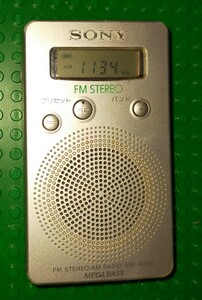 SRF-M807 ソニー SONY 受信確認済 完動品 AM FM ワイドFM 通勤 出張 防災 ジョギング 散歩 競馬 登山 通院 ハイキング 284983