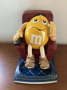 ★ネオ ビンテージ！ｍ＆ｍ’ｓ チョコディスペンサー イエロー LA-Z-BOY バージョン 古着 雑貨 US TOY エムエムキャラ