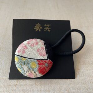 和柄 和布 くるみボタン ヘアゴム ハンドメイド 菊と桜きく さくら キク サクラ no.47
