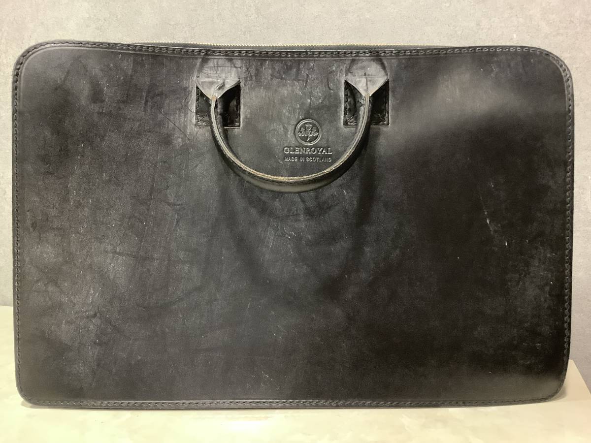 多様な 新品未使用 グレンロイヤル クラッチバッグ 希少カラー カーキ