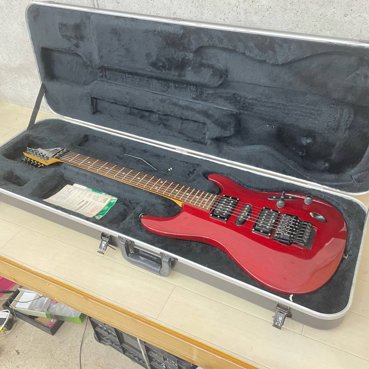 ヤフオク! -「ibanez ハードケース付き」(ホビー、カルチャー) の落札 