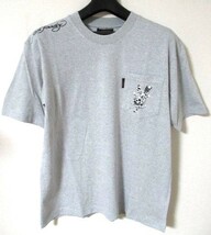 新品 Ed Hardy エドハーディー Tシャツ 半袖 胸ポケット付き Mサイズ グレー_画像2