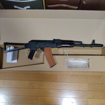 DOUBLE BELL　AKS74N 003Aフルメタルリアルウッド電動ガンほぼ新品_画像2