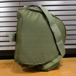  America army discharge goods gas mask bag M40 M42 MCU-2/AP gas mask for round type olive gong b[ is good ]