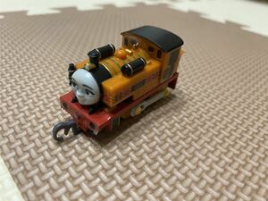 トーマス カプセルプラレール ニア