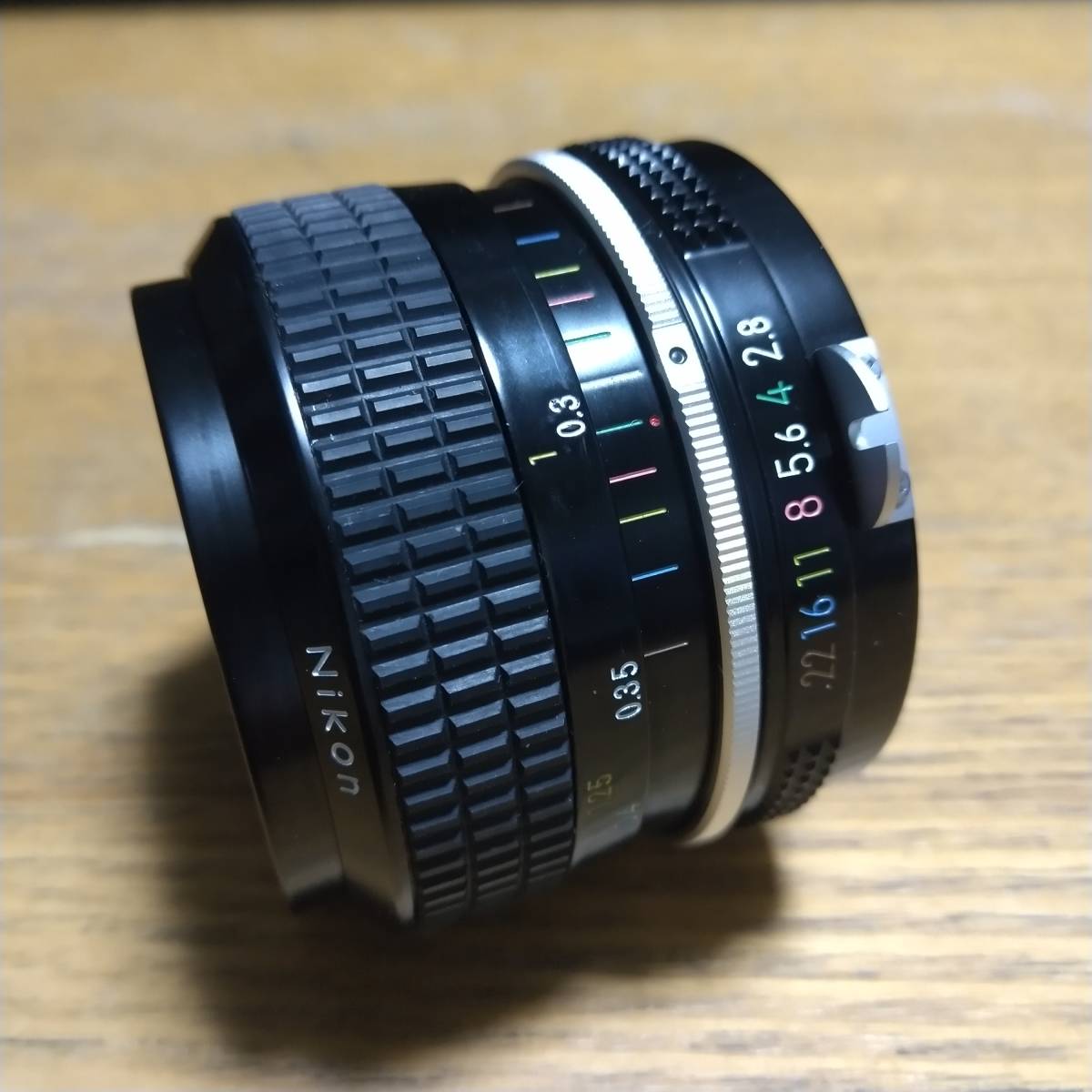 極上美品】☆Nikon 非Ai NIKKOR 28mm F2.8 単焦点広角レンズ (プラ
