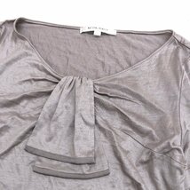 美品 Natural Beauty ナチュラルビューティ リボン装飾 ストレッチ カットソー 38(M) グレージュ 日本製 半袖 Tシャツ 国内正規品 女性用_画像4