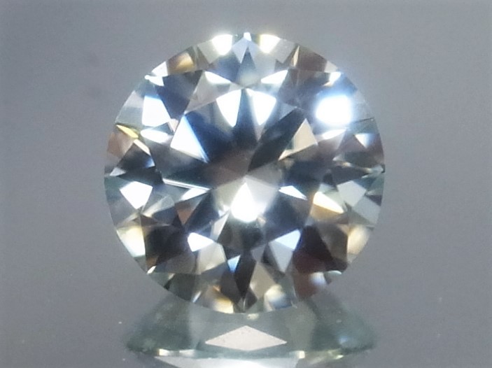 モアサナイト ルース 裸石 ポルトガルカット ロシアンカット 4ct 10mm