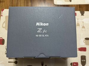 Nikon ミラーレス一眼カメラ Z fc レンズキット NIKKOR Z DX 16-50mm f3.5-6.3 VR シルバー ZfcLK16-50SL 元箱 取説 のみ