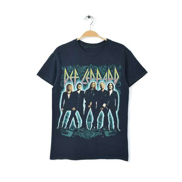 【送料無料】デフレパード ハードロックTシャツ バンドTシャツ 黒 DEF LEPPARD サイズS相当 古着 @AB0013