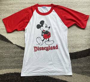 古着　Disney ミッキー　ディズニー　キャラクタープリントTシャツ USA製 Mサイズ　ヴィンテージ 半袖Tシャツ Mickey ラグランTシャツ
