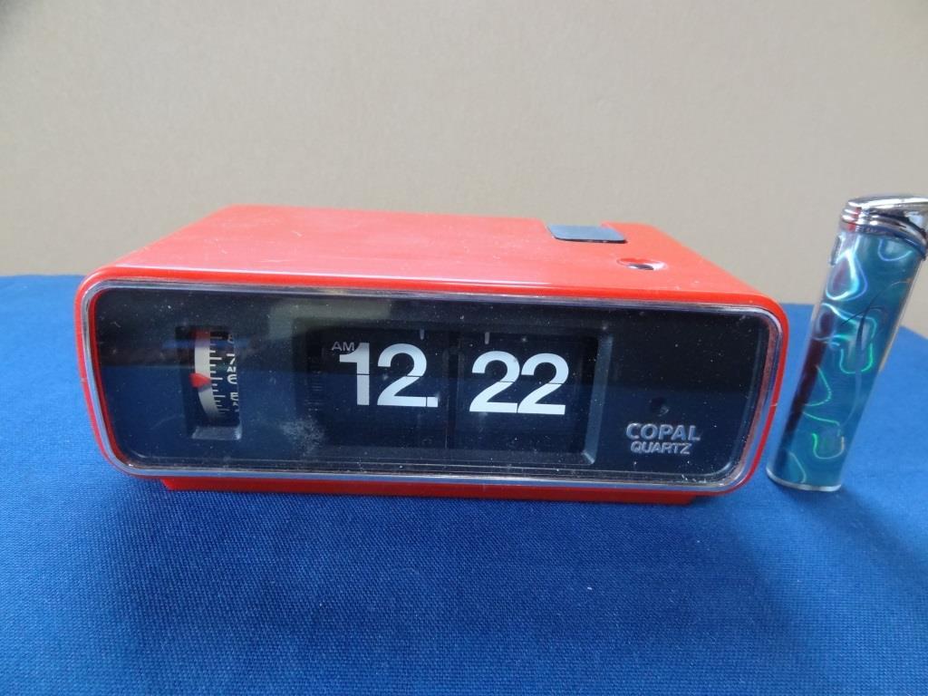 注目ショップ・ブランドのギフト COPALコパル モデル222 パタパタ時計