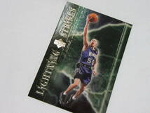 JASON WILLIAMS　ジェイソン・ウィリアムス　2000　UPPER DECK LIGHTNING STRIKES　激レア　光沢カード　キングス_画像3