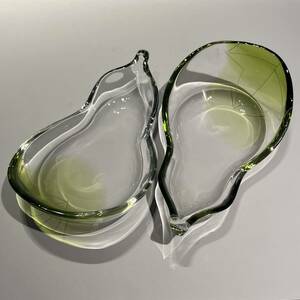 ナス型　皿　２枚セット　クリアガラス　グリーン