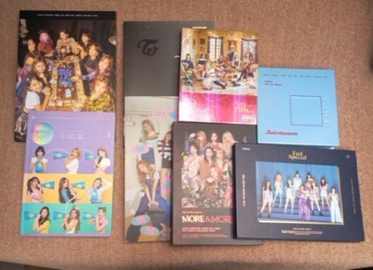 Twice CDと本のまとめ売り【8種類】