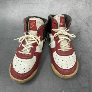 【送料無料】1980年代 ナイキ NIKE ベビージョーダン ファースト BABY JORDAN 1st キッズ スニーカー オリジナル 赤/白 ヴィンテージ S0034