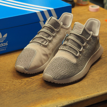 adidas Originals TUBULAR SHADOW ”GREY BEIGE” 28センチ チュブラー_画像3