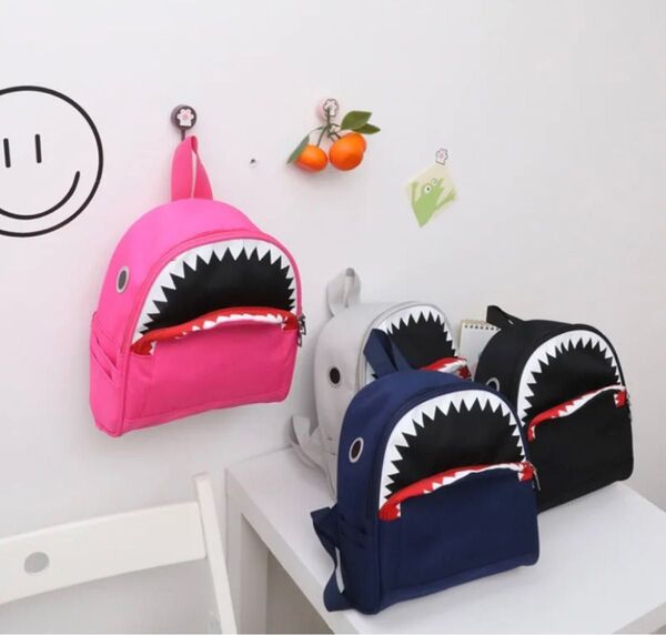 サメリュック サメモチーフ 幼児用リュックサック 新品 全4カラー