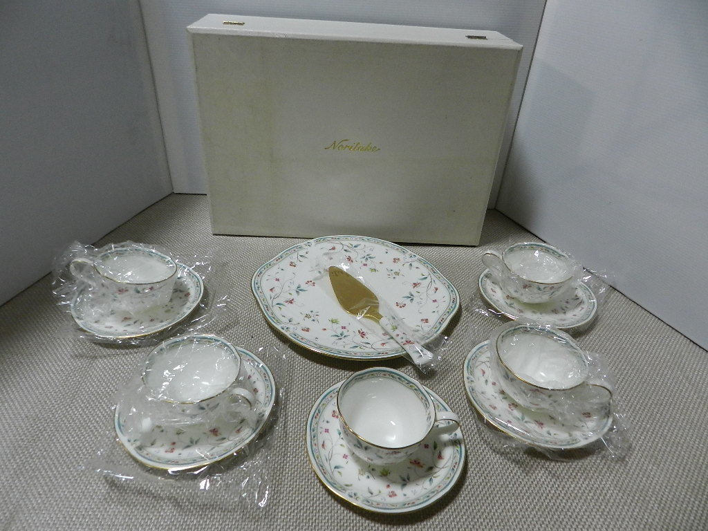 ヤフオク! -「ノリタケ ケーキサーバー」の落札相場・落札価格