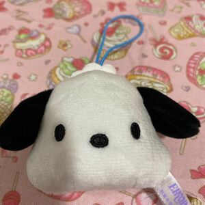 ポチャッコ　犬　サンリオ　ぬいぐるみ　キーホルダー　ゴム　UFO プライズ　黒　白