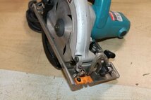 現状渡し品 makita 190mm 電子造作用精密 マルノコ 5816CBA ライト ブレーキ付 100V 丸のこ マキタ 電動工具 中古 USED品 リサイクルマート_画像2