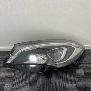 超美品 メルセデスベンツ CLA C117 W117 後期 純正 左 助手席 LED ヘッドライト A117 820 68 61 ②