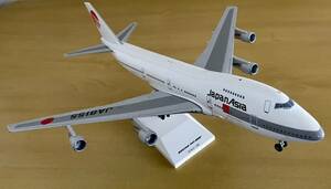 ★ JALUX 1/200 ボーイング 747-200 エバーライズ 日本航空 日本アジア航空 Yokoso! JAPAN フィギュア 全長約34cm 垂直尾翼接着済み