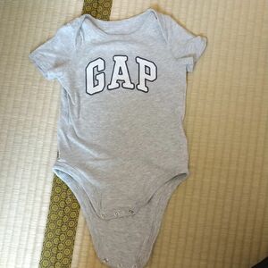 GAP ベビー服ロンパース