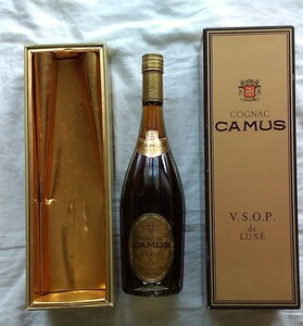 CAMUS COGNAC VSOP deLUXE カミュ コニャック ブランデー 40%　700ml　箱付き　未開栓