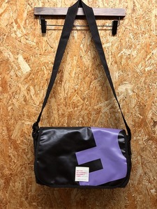 * brand unknown messenger bag flap bag velcro flap shoulder bag black × purple black × purple men's 