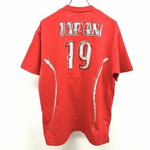 ミズノ MIZUNO Tシャツ バレー 日本代表 手書き風プリント 背番号19番 Vネック 半袖 綿100% L レッド系×シルバー×ブラック 赤 メンズ_画像2