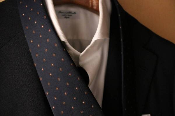 E.Marinella Napoli マリネッラナポリ レギュラー ネイビー小紋 単一柄 アズーロエマローネ シルクプリント 価格39,600円