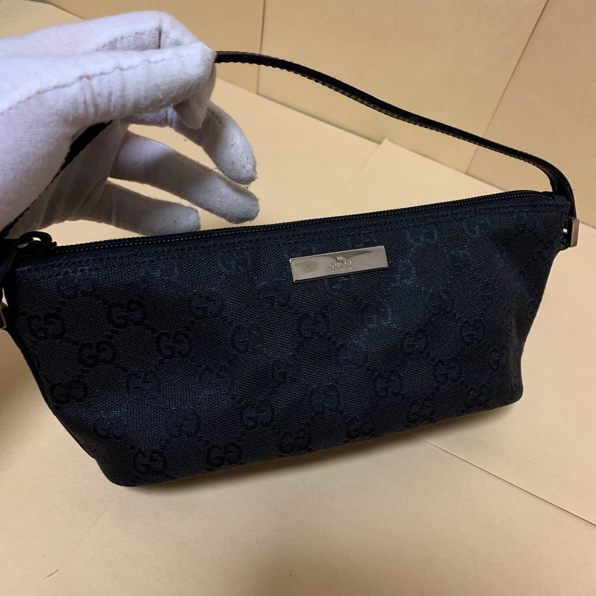 ヤフオク! -gucci アクセサリーポーチの中古品・新品・未使用品一覧 ヤフオク! -gucci アクセサリーポーチの中古品・新品・未使用品一覧