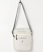 TE/KANGOL (カンゴール) メッシュポケット 縦型 ショルダーバッグ オフホワイト KGSA-BG00262_画像1