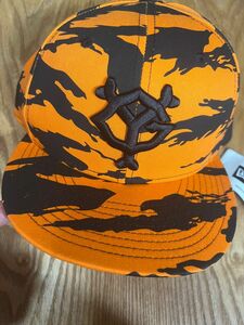 新品タグ付き！！ジャイアンツ　公式商品　NEW ERA 59FIFTY GIANTS YG オレンジ × ブラック アニマル柄