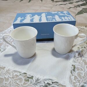 WEDGWOOD ストロベリー＆バインマグカップ(ペアカップ)