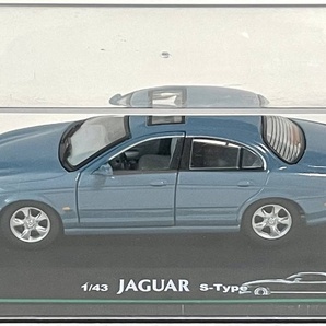 【超稀少色!】Ж カラママ 1/43 ジャガー Sタイプ コッツウォルズブルー ホンウェル Ж JAGUAR S-Type Cotswold Blue cararama Ж Daimler の画像6