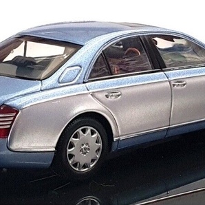 【未使用!】Ж AUTOart 1/43 Maybach 57 2002 Blue Silver Daimler Mercedes Benz 美品! Ж マイバッハ 57 62 Daimler メルセデス ベンツの画像6