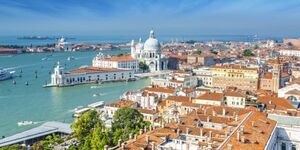 Art hand Auction Venise Paysage panoramique Eau Ville Mer Adriatique Laguna Italie Venise Peinture Style Papier peint Poster Extra Large 1152 x 576 mm Autocollant pelable 001S1, imprimé, affiche, autres