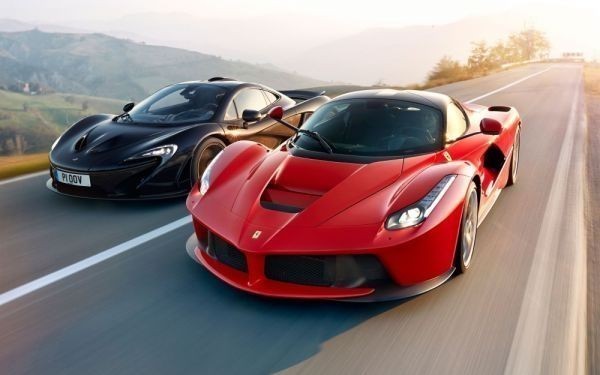 法拉利 LaFerrari 与迈凯伦 P1 并排绘画风格壁纸海报宽版 603 x 376mm(可移除贴纸类型)002W2, 汽车相关商品, 按汽车制造商, 法拉利