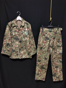 美品◆自衛隊 4点セット　迷彩　2型　セットアップ　ミリタリー ジャケット パンツ 