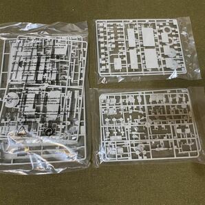 【1/35】トランペッター ドイツ軍 sd.kfz.7/1 初期型 8トンハーフトラック 4連装 2cmFLAK38 搭載型 未使用品 プラモデルの画像6