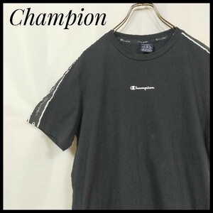 チャンピオン　半袖Ｔシャツ　スリーブロゴ　ワンポイントロゴ　そでロゴ　ゆるだぼ　クルーネック　Champiomロゴ　一点もの　