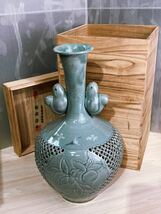 青谷 高麗 青磁 網目透かし 耳付き 花瓶 花器 壺 壷 古美術 箱付き_画像1