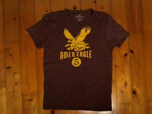 ☆アメリカンイーグル【AMERICAN EAGLE OUTFITTERS】フロッキー ロゴプリント 半袖Tシャツ S/P/CH 紫　パープル