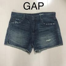 美品 GAP デニム ハイウエスト ショートパンツ ダメージ加工 27 16528_画像1