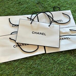 シャネル　CHANEL ショッパー　ショップ紙袋