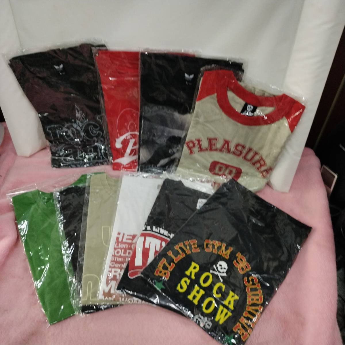 ヤフオク! -「b'z ライブtシャツ」の落札相場・落札価格